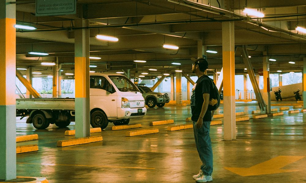 SIP poe speakers for safety alerts and directional guidance in pedestrian walks