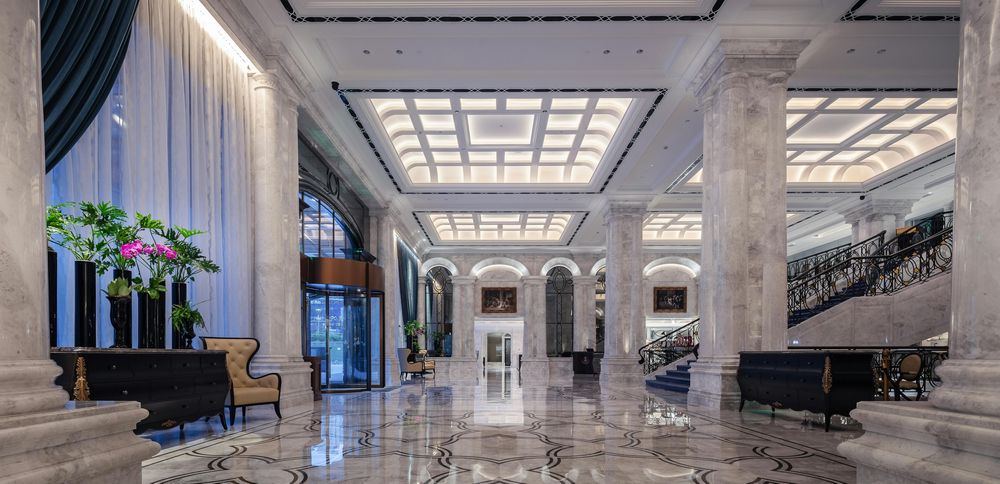 dante speaker in hospitality for high-fidelity BGM